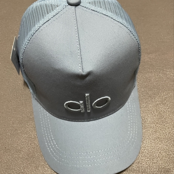 ALO Yoga Accessories - ALO Yoga Gray Cap